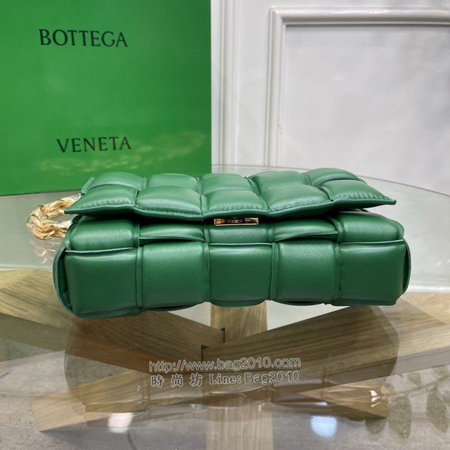 Bottega veneta高端女包 96008賽車綠 寶緹嘉新款枕頭鏈條包 BV經典款單肩斜挎手提女包  gxz1235